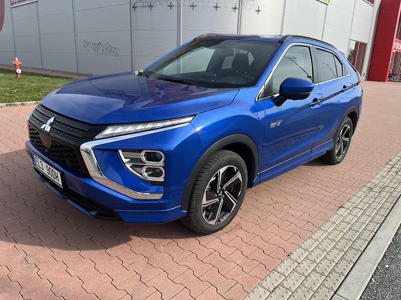 Mitsubishi Eclipse Cross 2.4 PHEV 4x4 - fotka 1 z 32