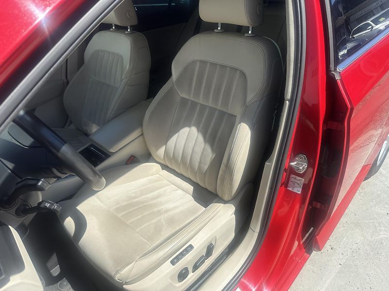 Škoda Superb (2020) 2.0 TDI rezervace - fotka 10 z 30