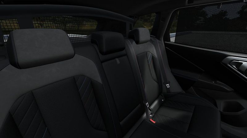 BMW X3 M50 xDrive - fotka 12 z 14