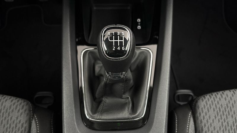Škoda Octavia 2.0 TDI Style - fotka 22 z 25