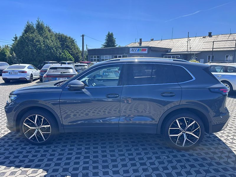 Volkswagen Tiguan 2.0 TDI 4MOTION DSG Elegance - fotka 6 z 16