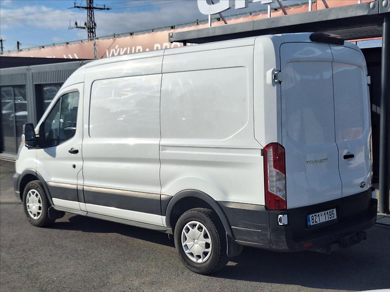 Ford Transit 2,0 TDCi  L2H2 + nájezdy - fotka 3 z 14