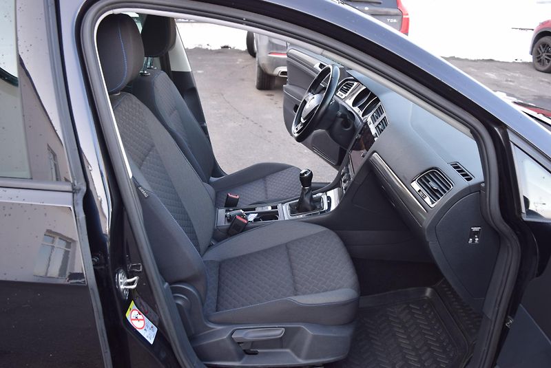 Volkswagen Golf Variant (2018) 1.4TSI 92kw COMFORTLIN PAN TAŽ - fotka 34 z 48