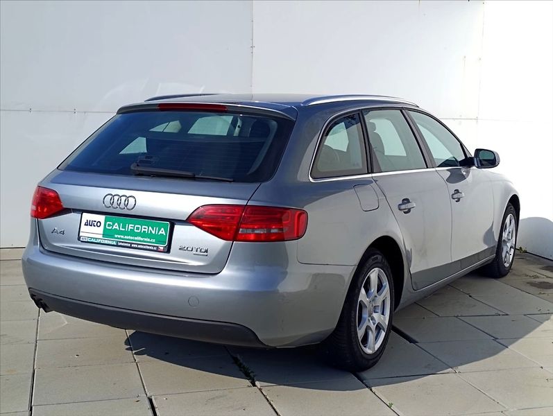 Audi A4 Avant 2,0 TDi Quattro Aut. Kli - fotka 7 z 30
