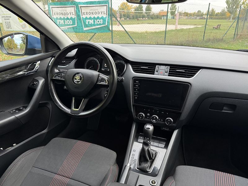 Škoda Octavia 2.0 TSi STYLE DSG - fotka 26 z 35