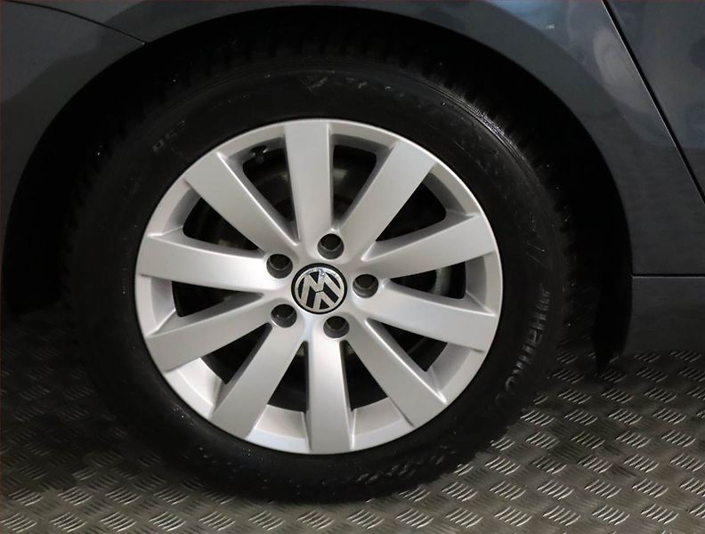 Volkswagen Passat (2013) Comfortline 2.0 TDI - fotka 15 z 20