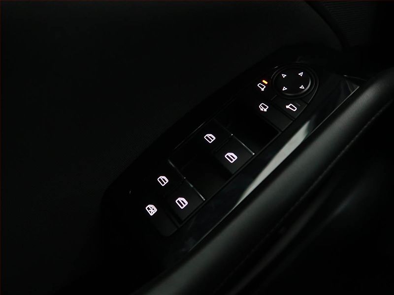 Mazda 3 (2019) 2.0 Skyactiv-G - fotka 19 z 20