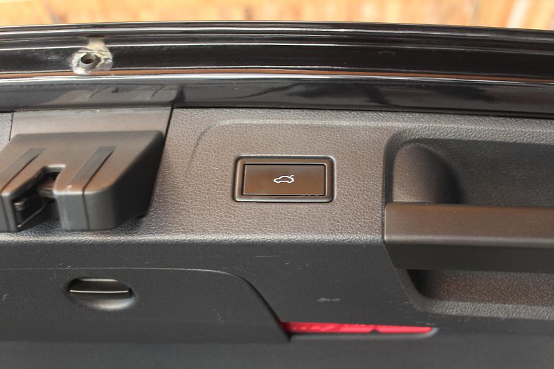 Volkswagen Passat (2023) 2.0TDI DSG Display LED Tažné - fotka 19 z 35