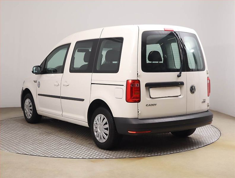 Volkswagen Caddy (2016) 2.0 TDI, 5Míst, ČR - fotka 4 z 16
