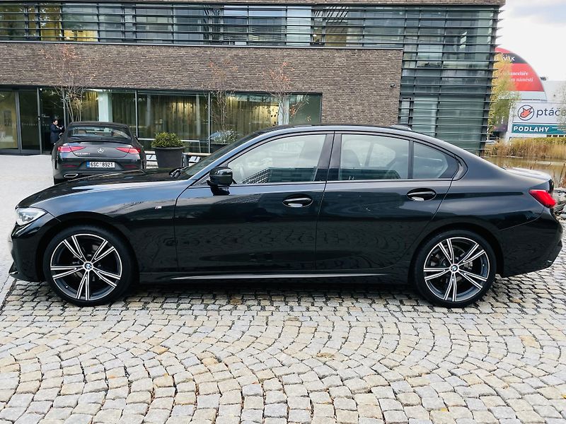 BMW Řada 3 320d XDRIVE M-PAKET VÝHŘEV - fotka 21 z 59
