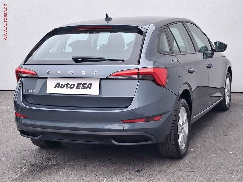Škoda Scala (2020) 1.0 TSi, AC, park.čidla - fotka 4 z 17