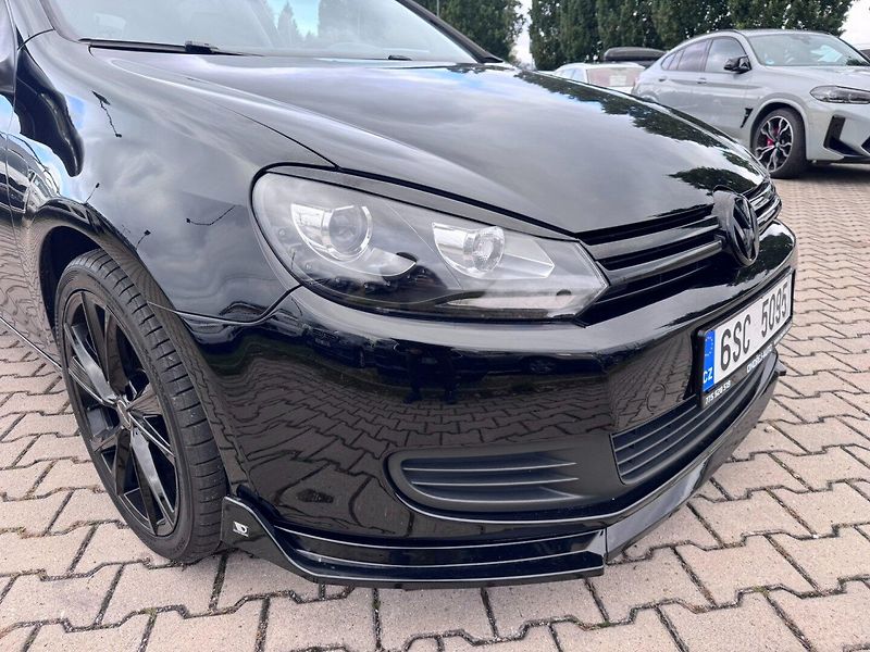 Volkswagen Golf (2009) 1,4i 59 KW BRZDY PNEU LAK - fotka 12 z 50