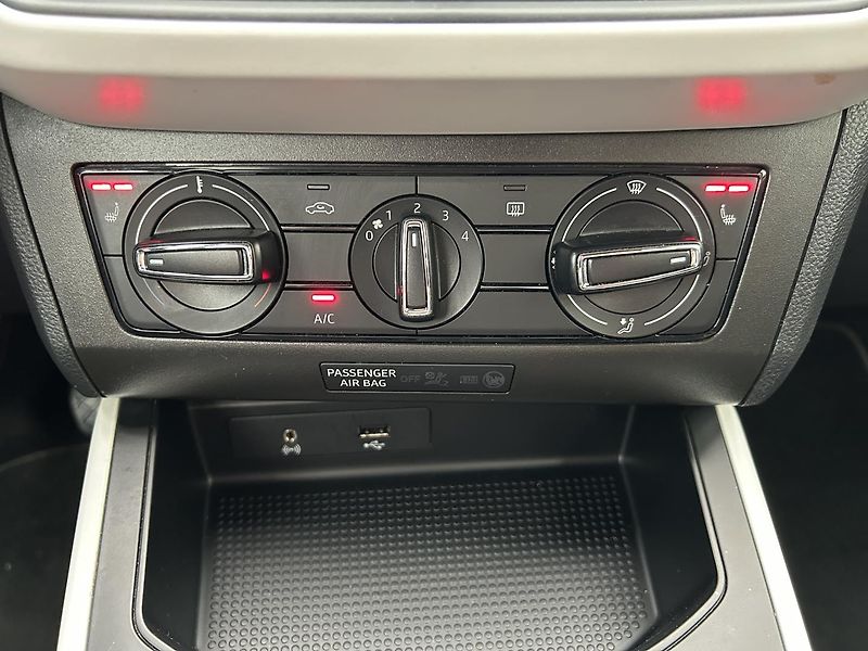 Seat Arona 1.0 TGI Xcellence - fotka 23 z 29