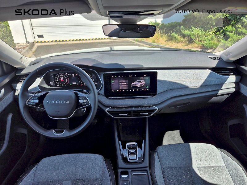 Škoda Octavia (2025) Top Selection 1.5TSi M-HEV 110 - fotka 5 z 31