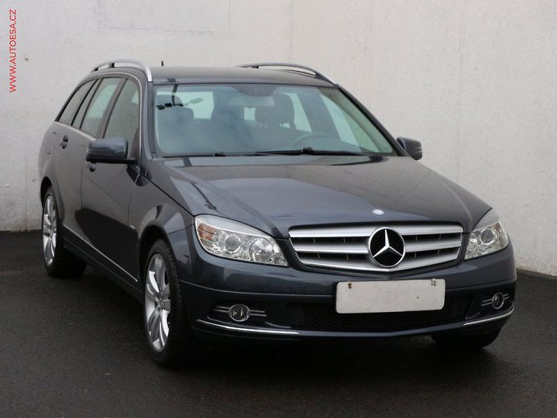 Mercedes-Benz Třídy C (2014) 2.0 i C200, Avantgarde, AT - fotka 1 z 3