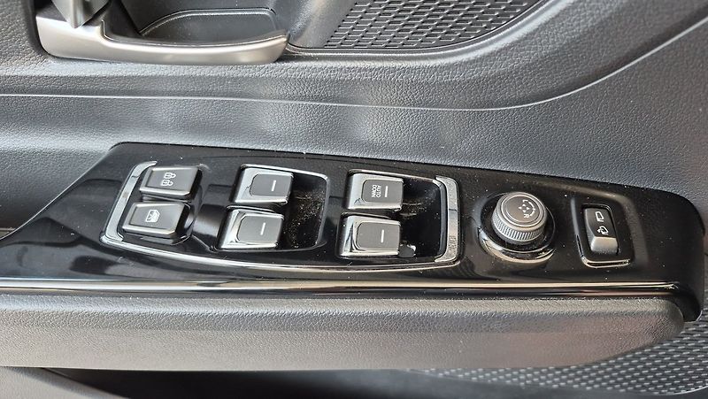 SsangYong Korando Style 1,5 GDI 4x4 120KW - fotka 22 z 25