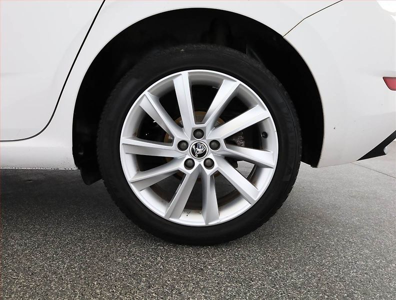 Škoda Scala (2020) Style 1.0 TSI, ČR,1.maj - fotka 17 z 17