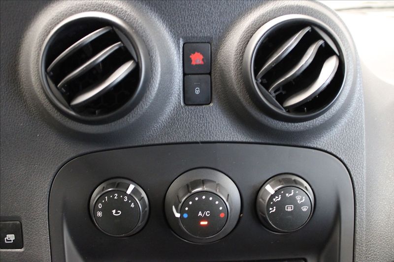 Mercedes-Benz Citan 1,5 dCi CZ původ - fotka 16 z 18