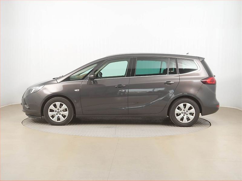 Opel Zafira (2014) 1.6 CDTI, 7 míst, Navi - fotka 3 z 22