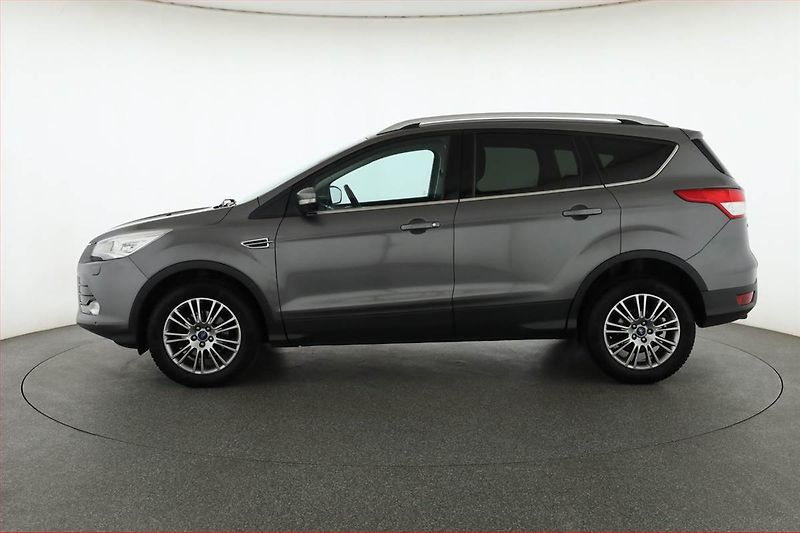 Ford Kuga (2013) 1.6 EcoBoost, Xenony, Tempomat - fotka 3 z 15