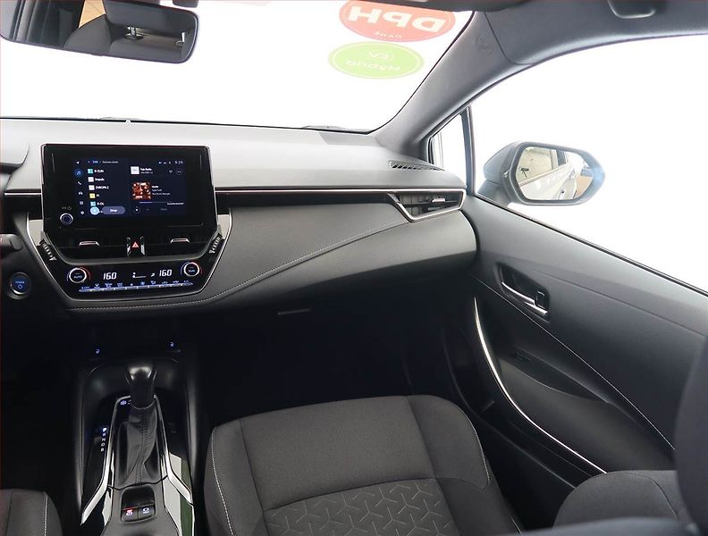 Toyota Corolla (2022) 1.8 Hybrid, full bybrid - fotka 8 z 25
