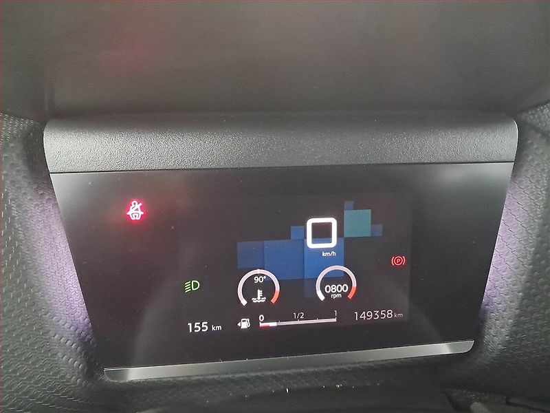 Citroën C4 (2021) 1.2 PureTech, ČR,1.maj - fotka 11 z 21