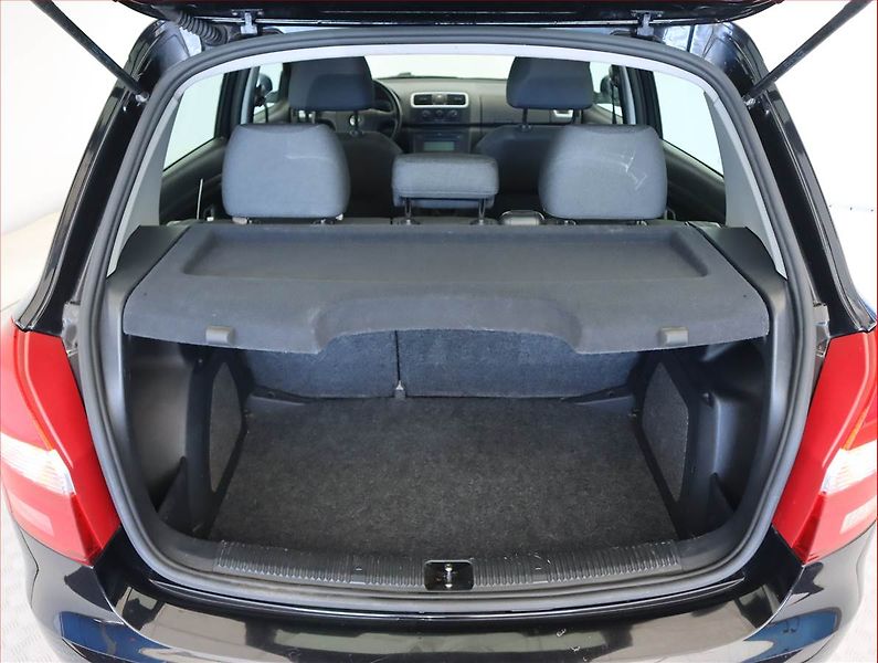 Škoda Fabia (2008) 1.4 16V, Serv.kniha - fotka 14 z 14
