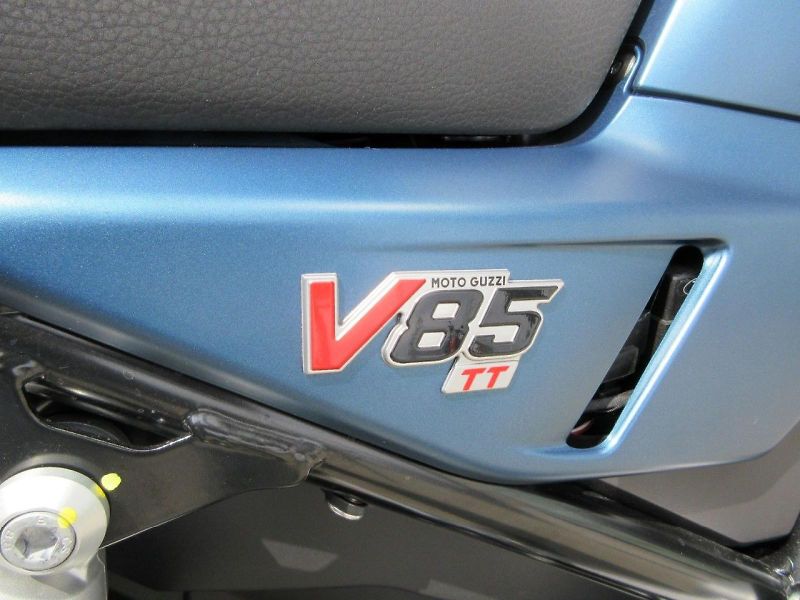 Moto Guzzi (2026) V85 TT Travel e5+ - fotka 9 z 12