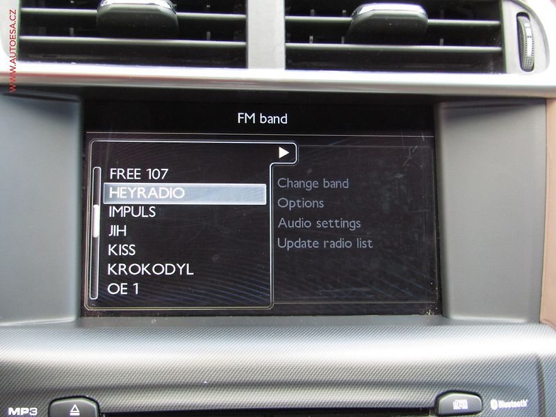 DS Automobiles DS4 (2012) 2.0 HDi, Navi, kůže - fotka 18 z 20