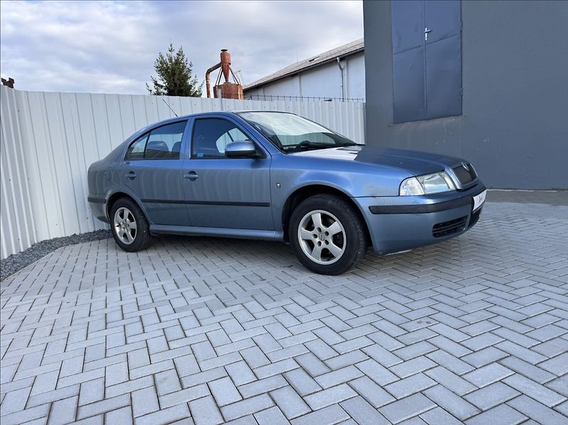 Škoda Octavia 1,9 TDI TOUR TRUMF původ ČR - fotografie inzerátu