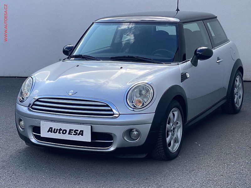Mini Cooper (2008) 1.6D, AT, AC, temp - fotka 3 z 15