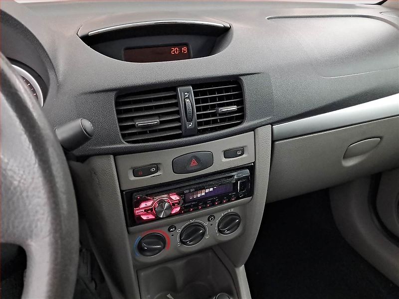 Renault Thalia (2012) 1.2 16V, po STK, pěkný stav - fotka 12 z 14