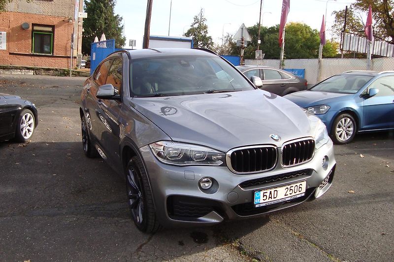 BMW X6 (2015) Xdrive,3.0d,M-Paket,ČR,1.Maj. - fotka 9 z 94