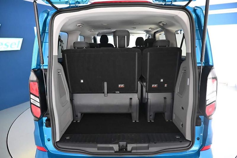 Ford Tourneo Custom (2025) 2.0 320 L1H1 8 Míst LED Kamera - fotka 8 z 38
