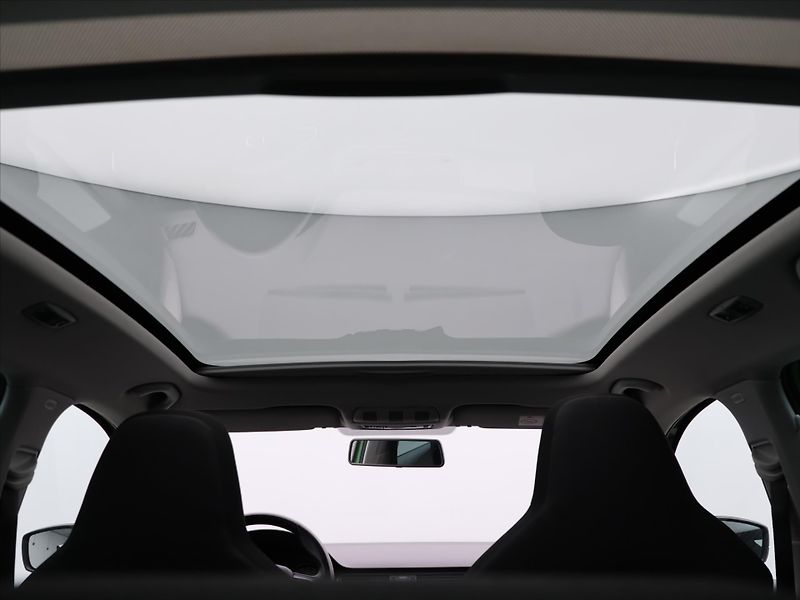 Škoda Rapid 1.2 TSI 63kW MonteCarlo Xenon - fotka 10 z 26
