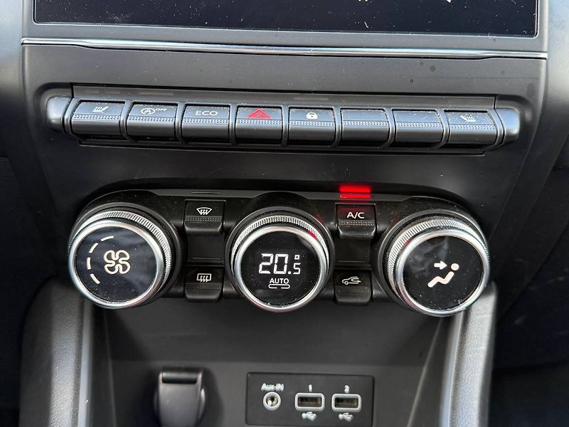 Renault Captur (2020) 1.0 TCe 74 kW Intens - fotka 15 z 23