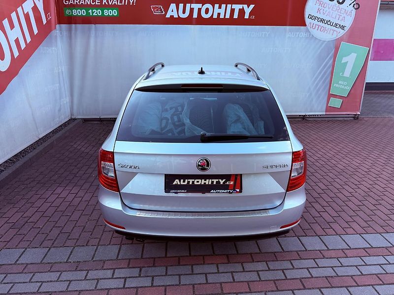 Škoda Superb 2.0 TDi Best of, Navi, 132 tkm - fotka 8 z 29