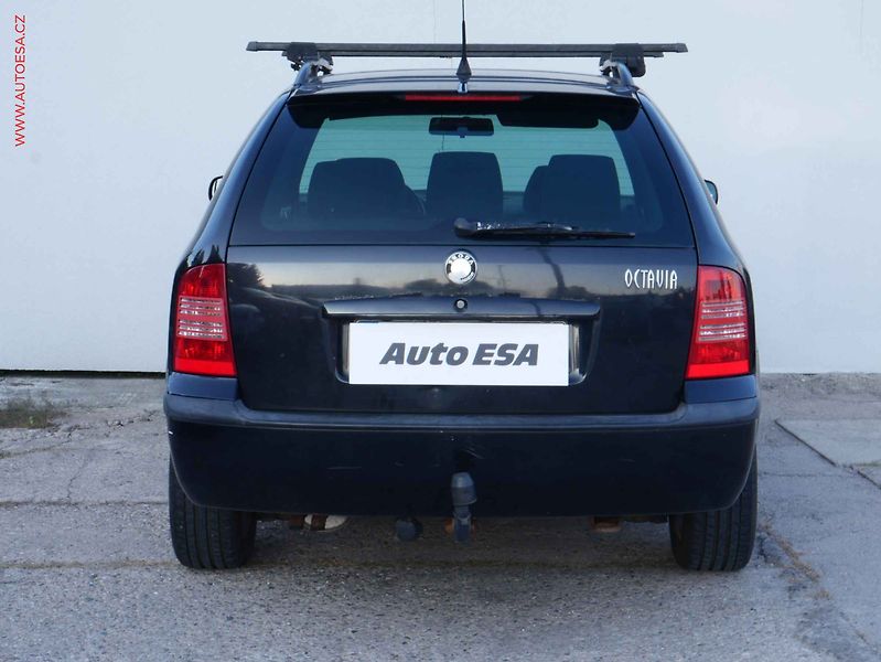 Škoda Octavia (2007) 1.6i, AC, temp - fotka 5 z 16