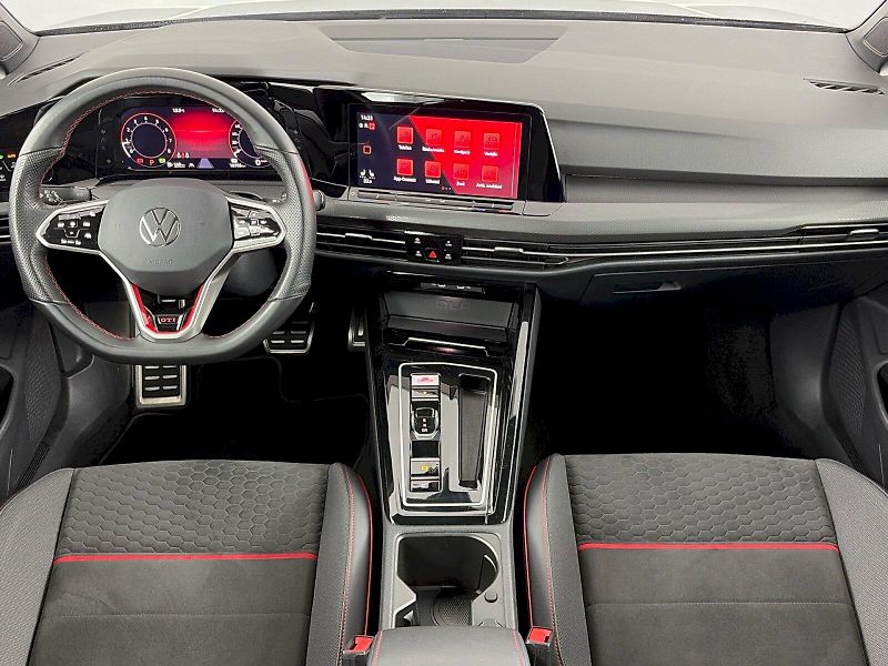 Volkswagen Golf (2023) GTI Clubsport 2.0 TSI 221kW DS - fotka 5 z 32