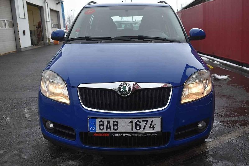 Auto jsme prověřili na komunikacích všech typů a kvalit