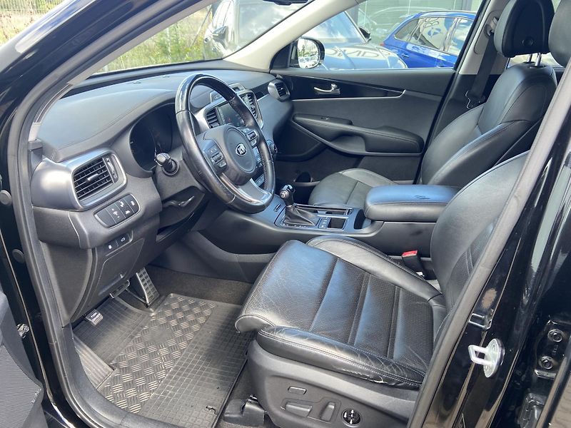 Kia Sorento 2.2 CRDi 147kW AT AWD Premium - fotka 10 z 25