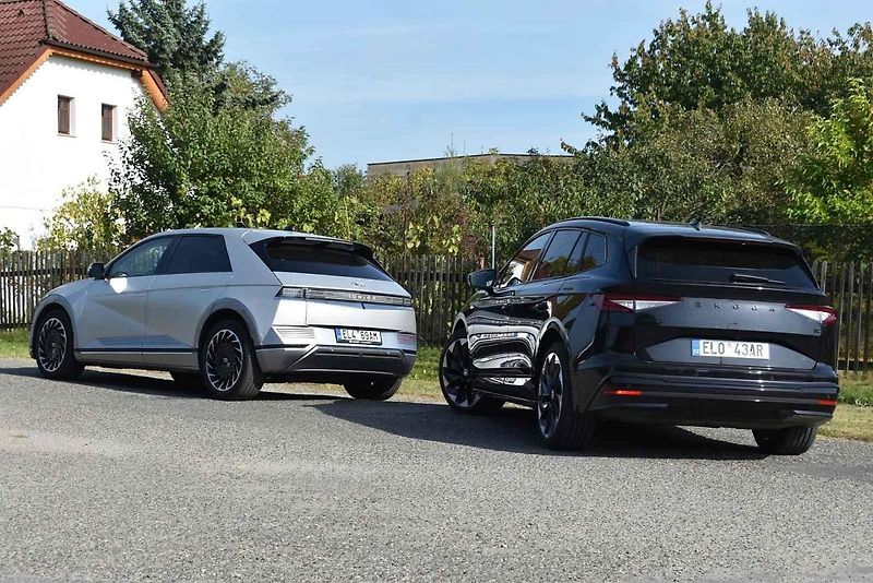 Škoda Enyaq iV a Hyundai Ioniq 5 při testu
