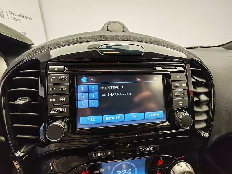 Nissan Juke 1.6 Acenta Automat - fotka 25 z 33