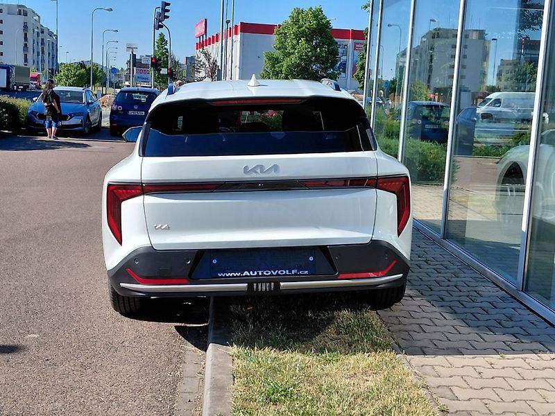 Kia K4 SPIN 1,6 T-GDi GPF 7DCT 110kW/ - fotka 7 z 12