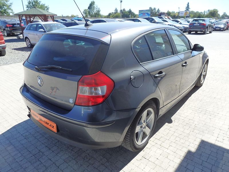 BMW Řada 1 118D DIGI. KLIMA, 8x AIRBAG - fotka 4 z 15