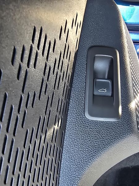 Škoda Octavia 2.0TDI DSG STYLE+ MATRIX ČR! - fotka 17 z 44