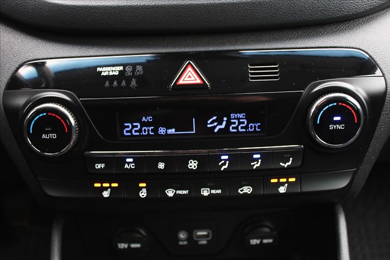 Hyundai Tucson 1,6 T-GDI  ČR,1.MAJ,TRIKOLOR - fotka 14 z 41