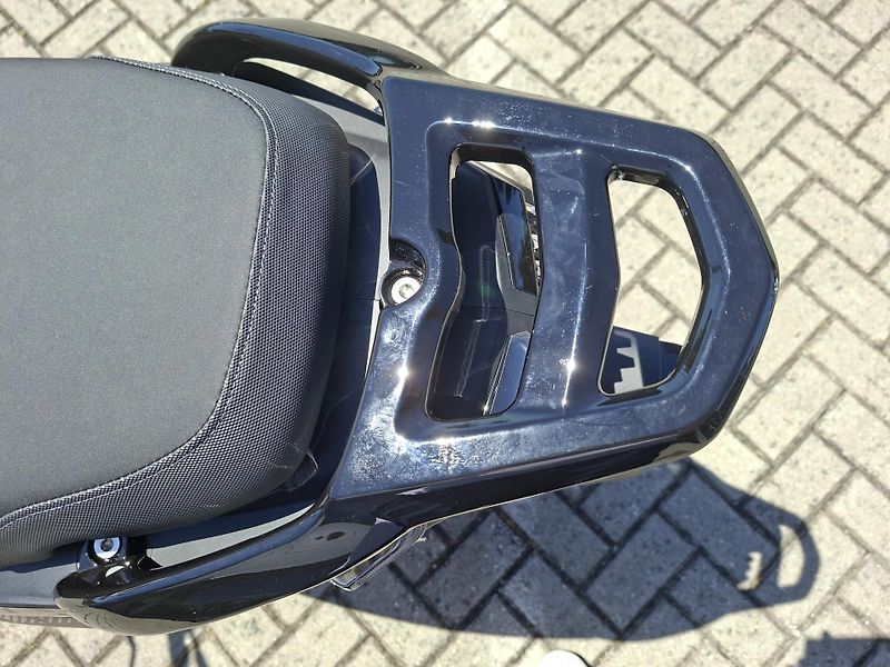 Peugeot Tweet 125i (2026) GT - fotka 4 z 11
