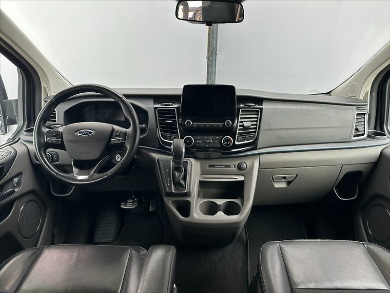 Ford Tourneo 2,0 TDCi 136kW 8MÍST AUTOMAT - fotka 22 z 48