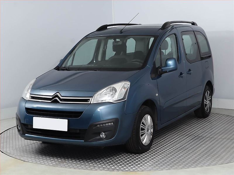 Citroën Berlingo (2015) Feel 1.6 BlueHDi, 5Míst, ČR - fotka 2 z 13